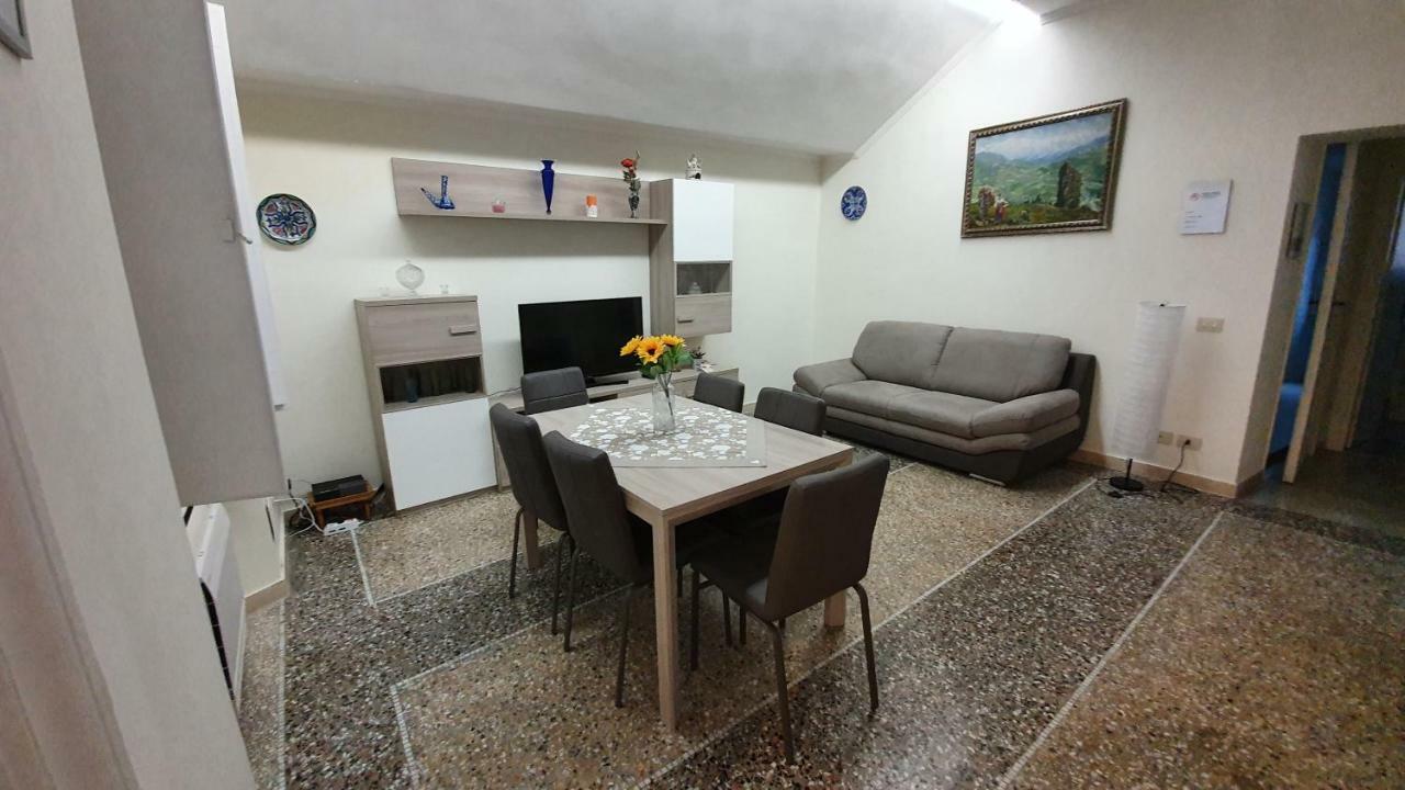 Casa Vacanze Simona Vicino A Piazza Navona Rome Buitenkant foto